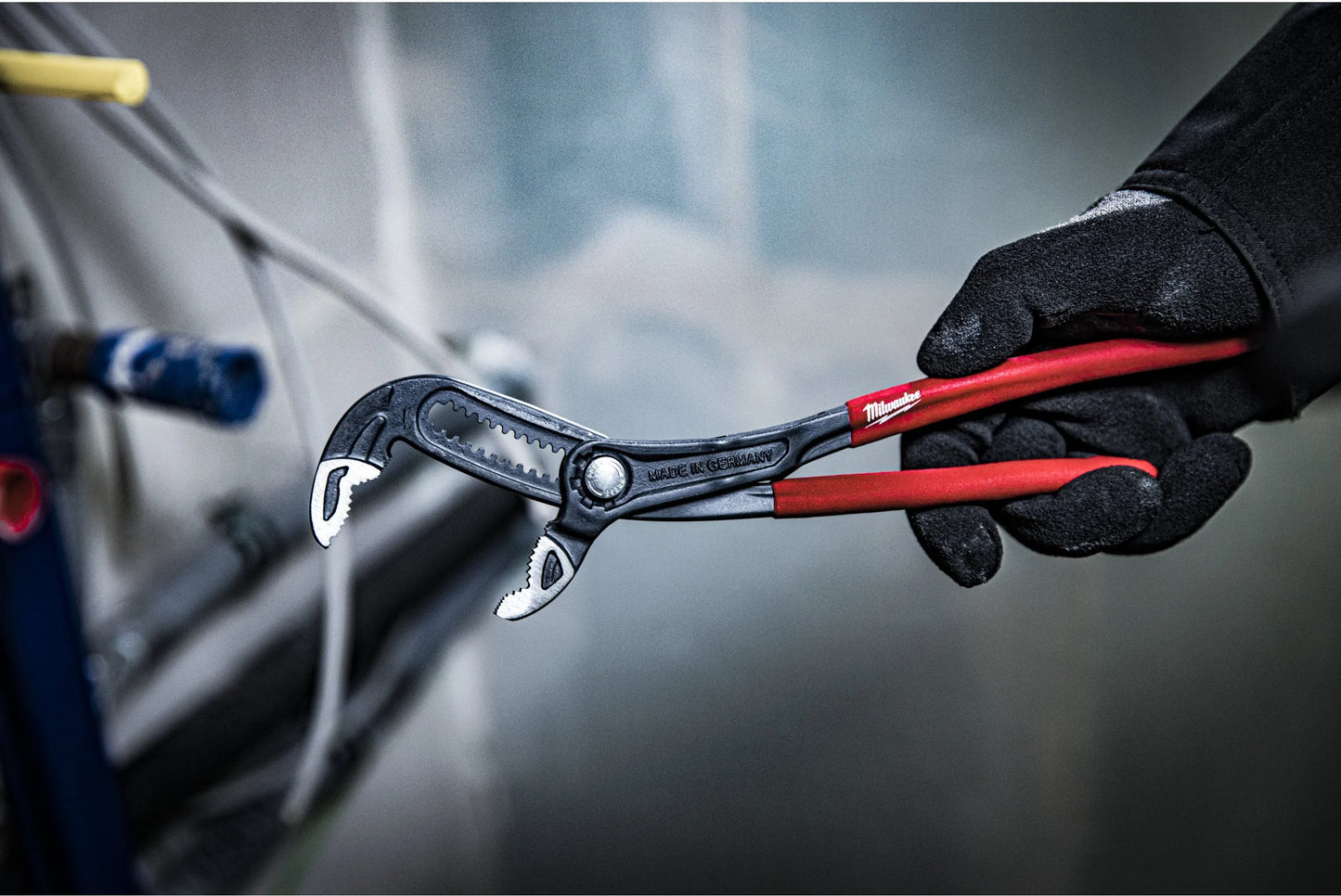 Milwaukee 200-300mm Schnellverstell-Ratschenzange