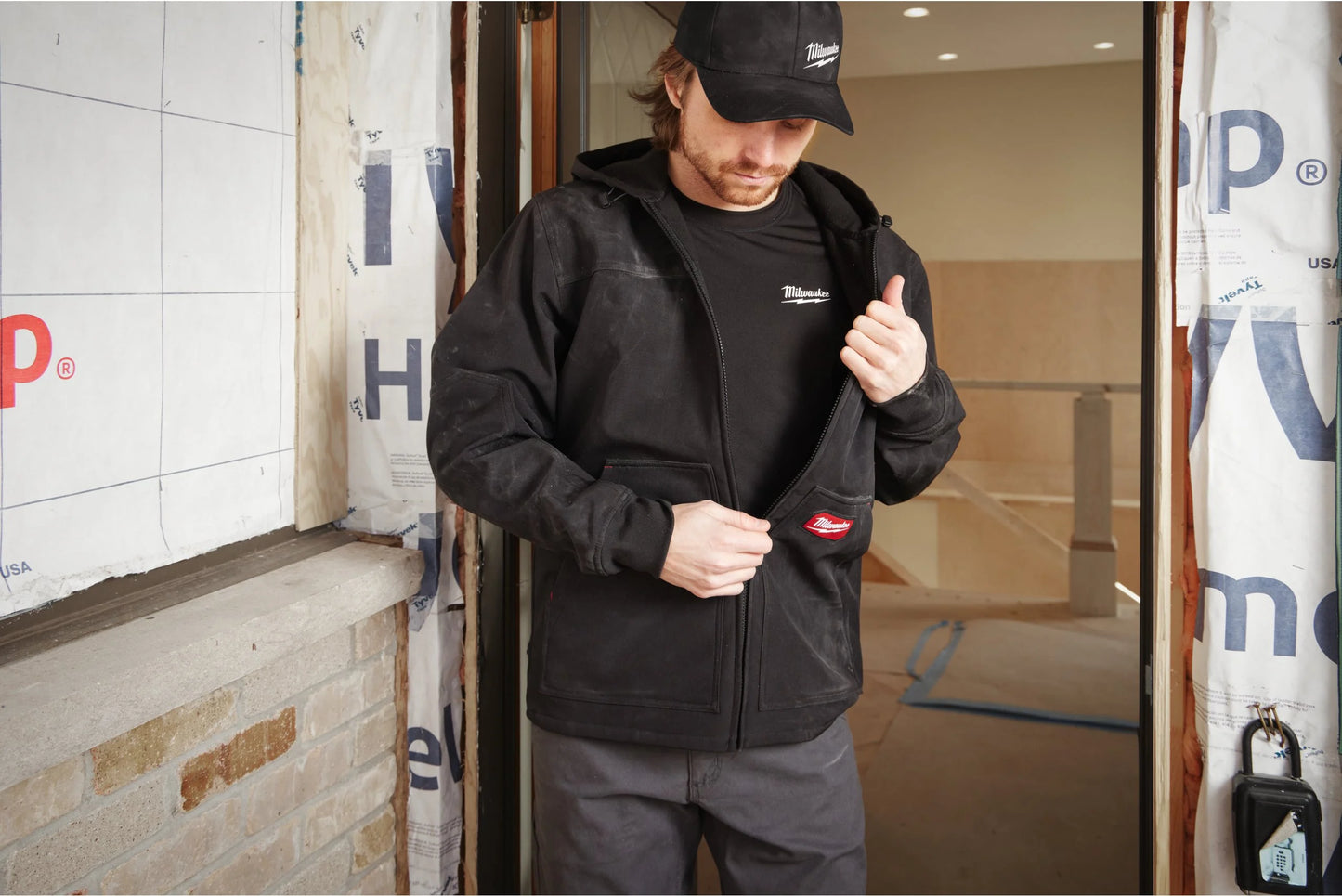 FREEFLEX Softshell-Kapuzenjacke Schwarz Milwaukee SJ BL