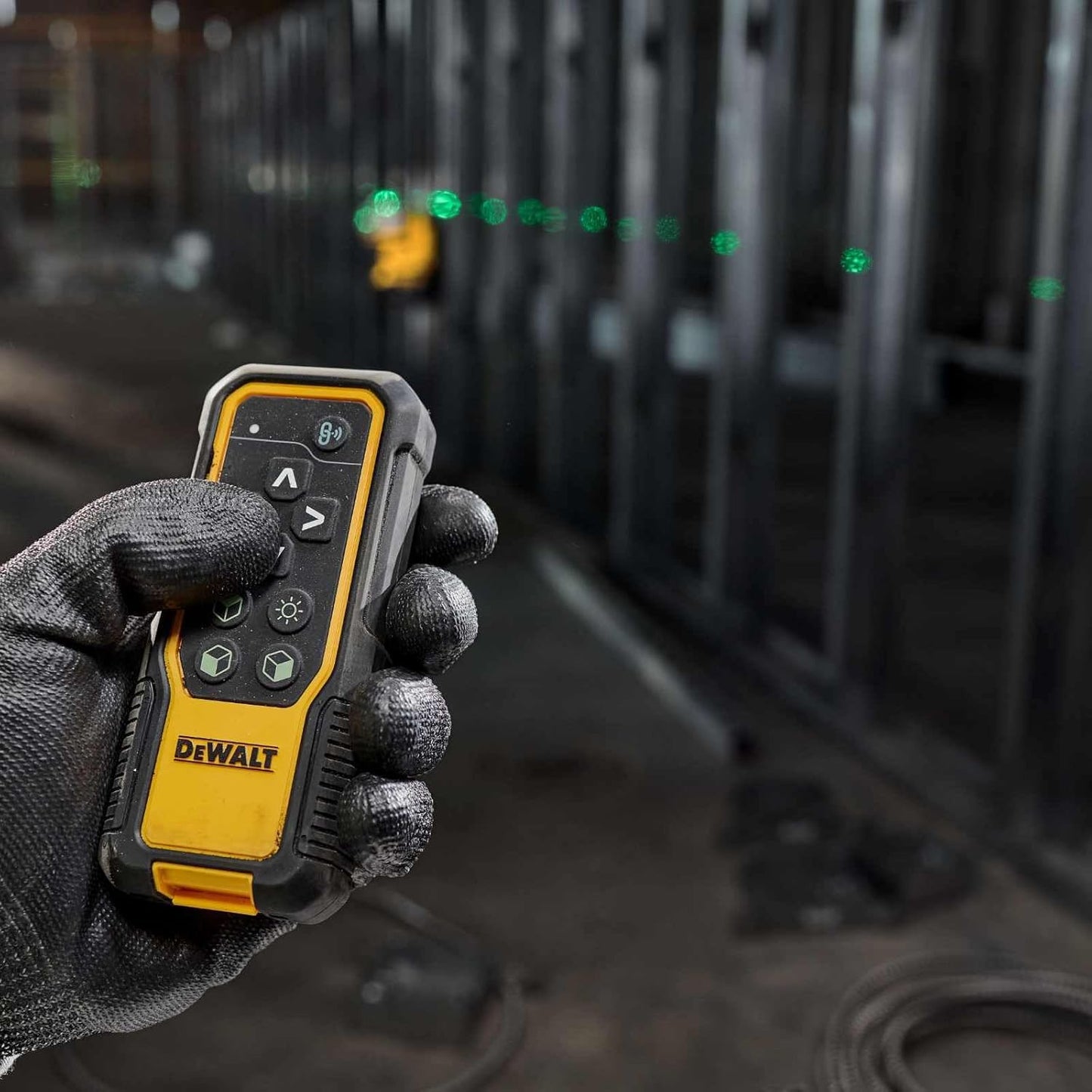 Selbstnivellierender Lasergrün mit Fernbedienung, 3 Linien, 360º XR 18V Dewalt DCLE34035B