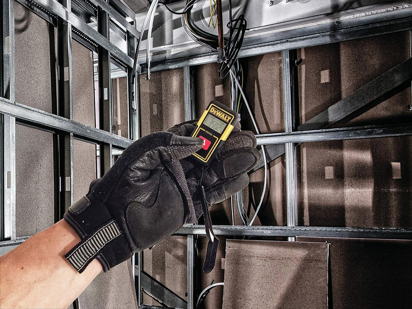 Dewalt Taschenlaser-Messgerät DW030PL-XJ - 9 Meter