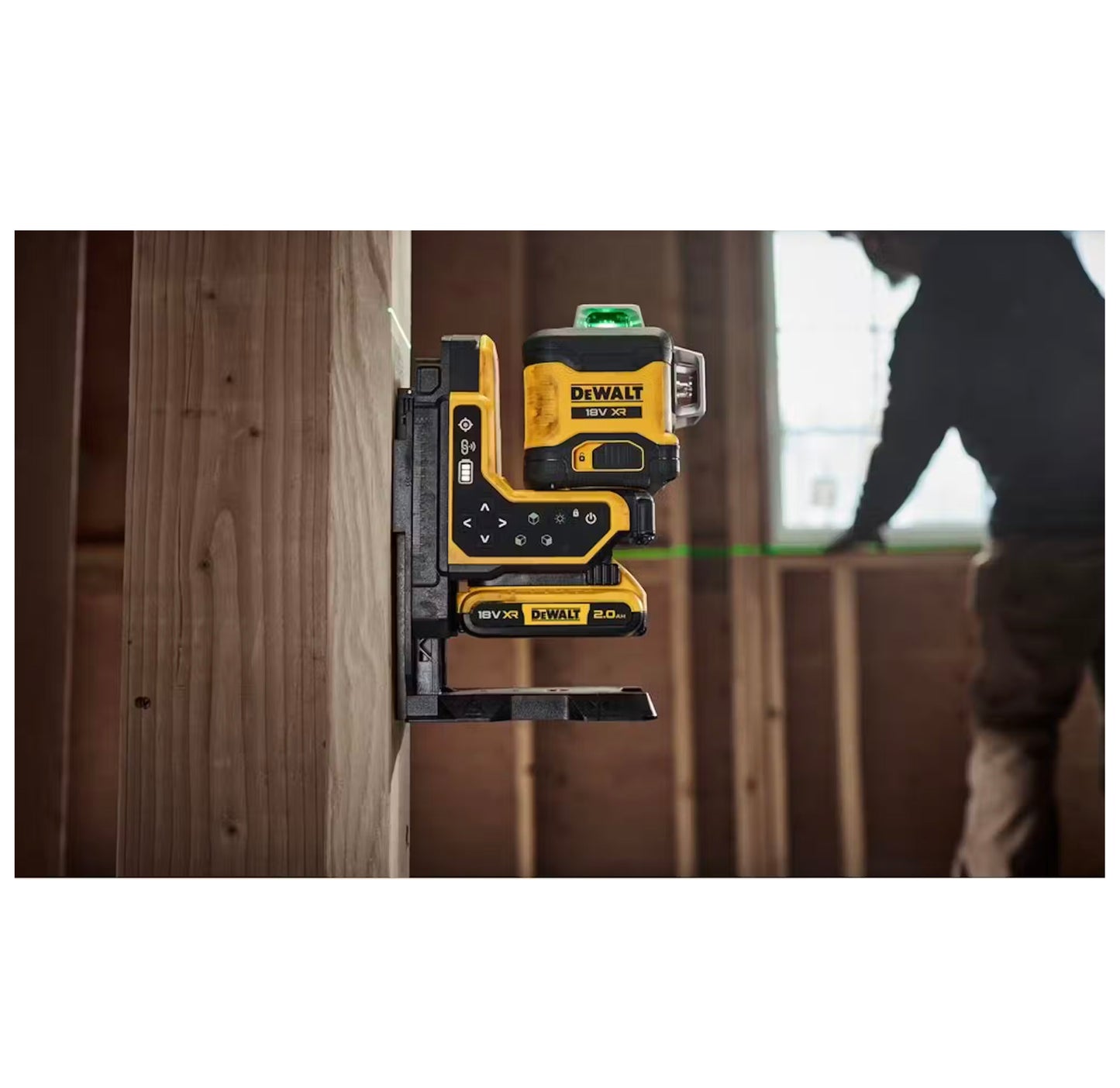 Selbstnivellierender Lasergrün mit Fernbedienung, 3 Linien, 360º XR 18 V + Akku 2 Ah + Ladegerät Dewalt DCLE34035D1