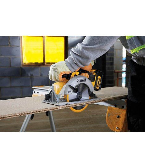 Dewalt XR Kreissäge DCS391Z – 18 V mit Tasche