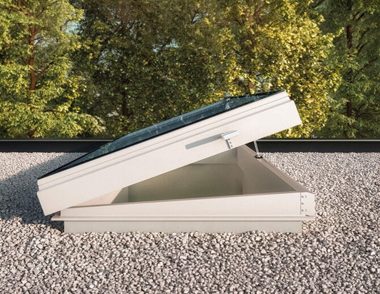Skylux iWindow2 20cm Quadratisches Dachfenster mit Flexmotor und geradem Sockel