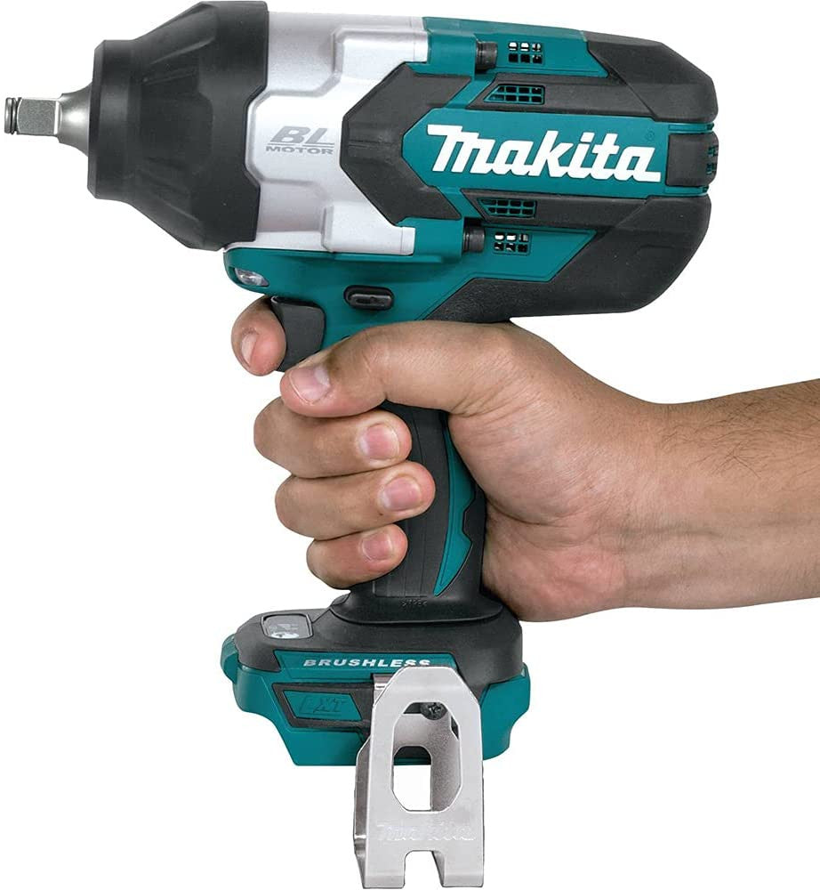 Makita-Set mit 11 Werkzeugen + 3 Schlägern + Ladegerät + 2 Taschen DLX1143BL3