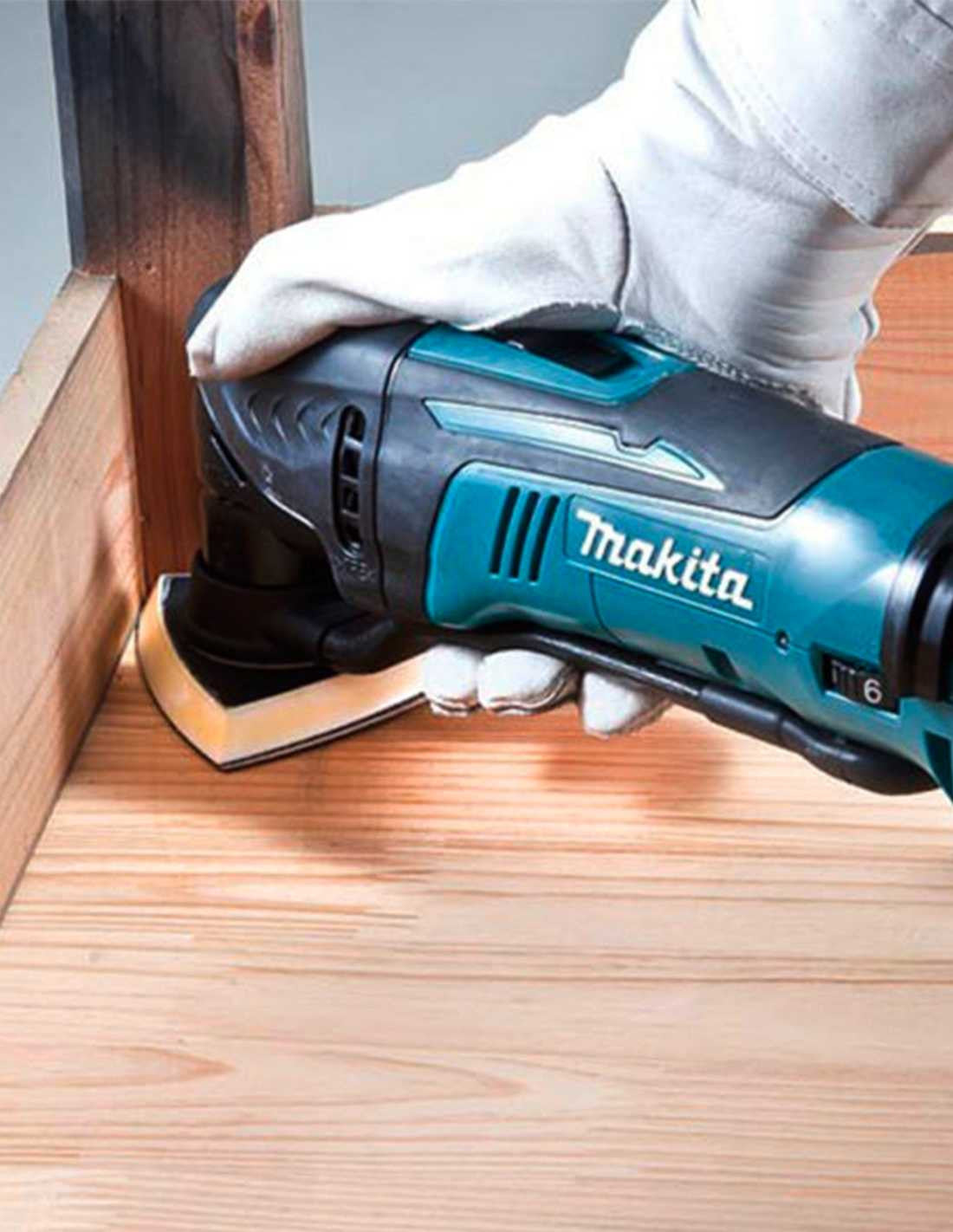 Makita-Set mit 10 Werkzeugen + 3 3-Ah-Akkus + Ladegerät + 2 Taschen DLX1080BL3