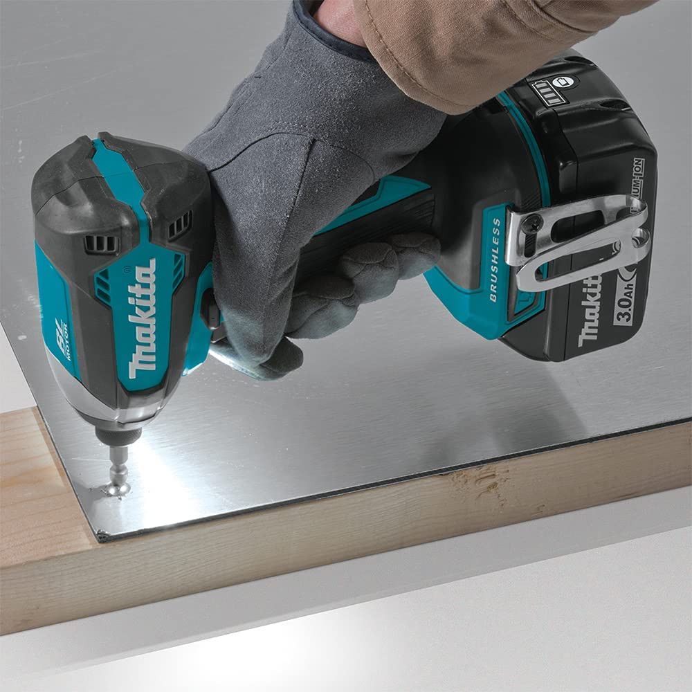 Makita DHP482 Hammerbohrer-Set + DTD152 Schlagschrauber + 2bat 5Ah + Ladegerät + DLX2152BL2 Tasche