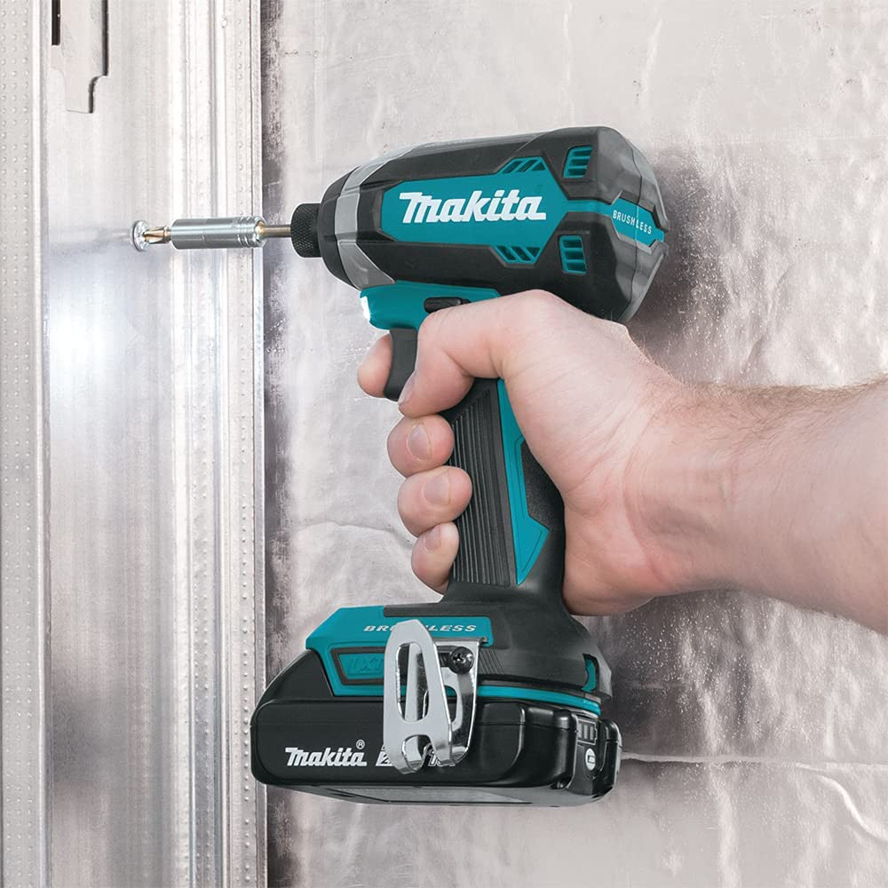 Makita DHP482 Hammerbohrer-Set + DTD152 Schlagschrauber + 2bat 5Ah + Ladegerät + DLX2152BL2 Tasche