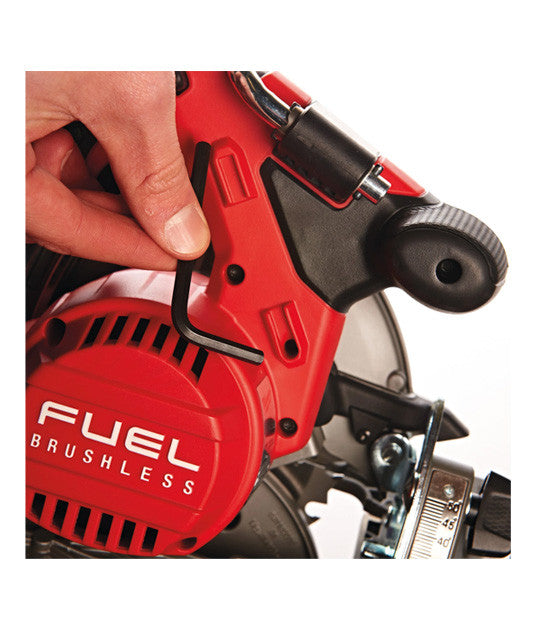 Sierra Circular para madera y plástico M18 FUEL 55mm con maletín Milwaukee M18 CCS55-0X