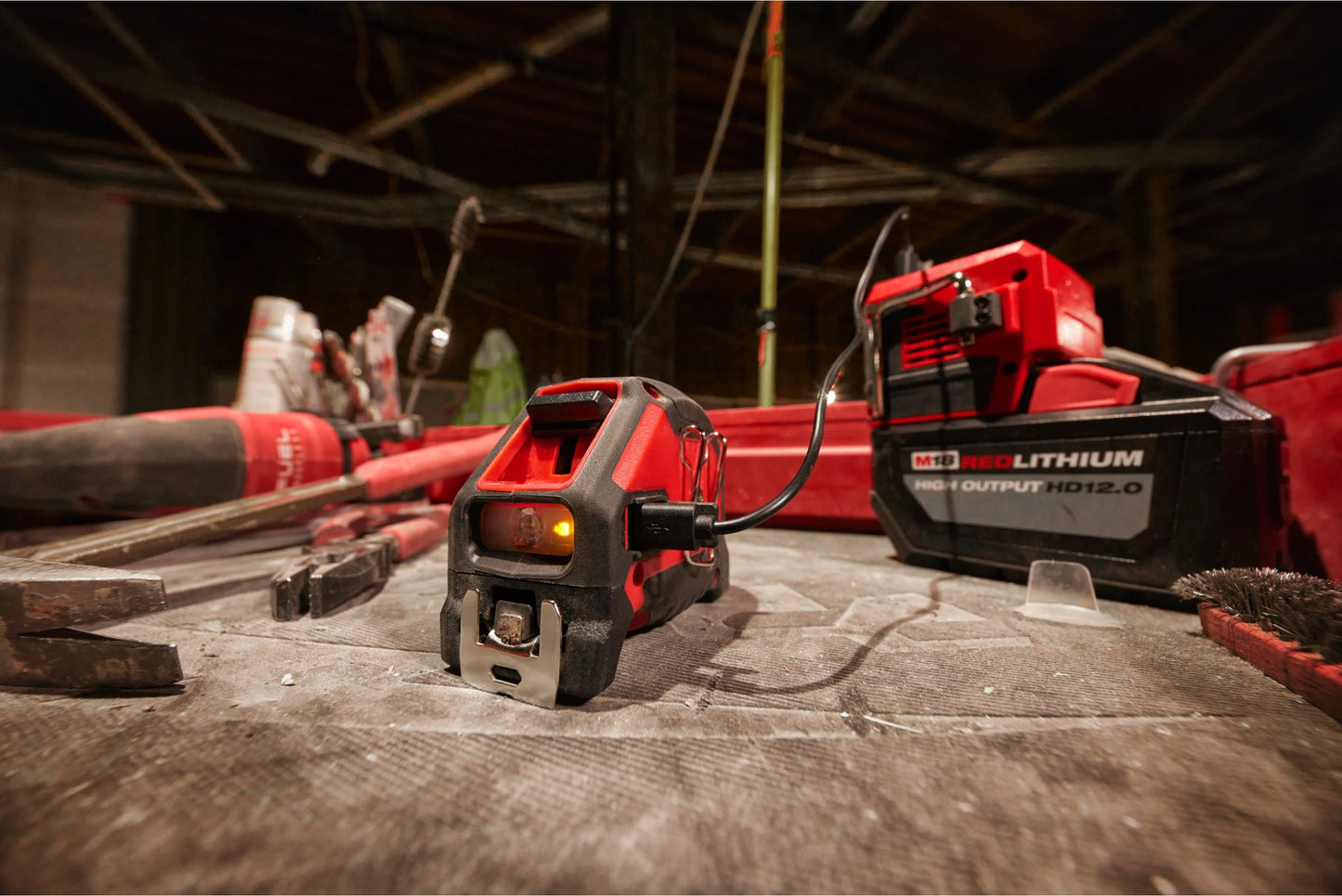 Flexómetro LED Magnético de 7,5m Milwaukee