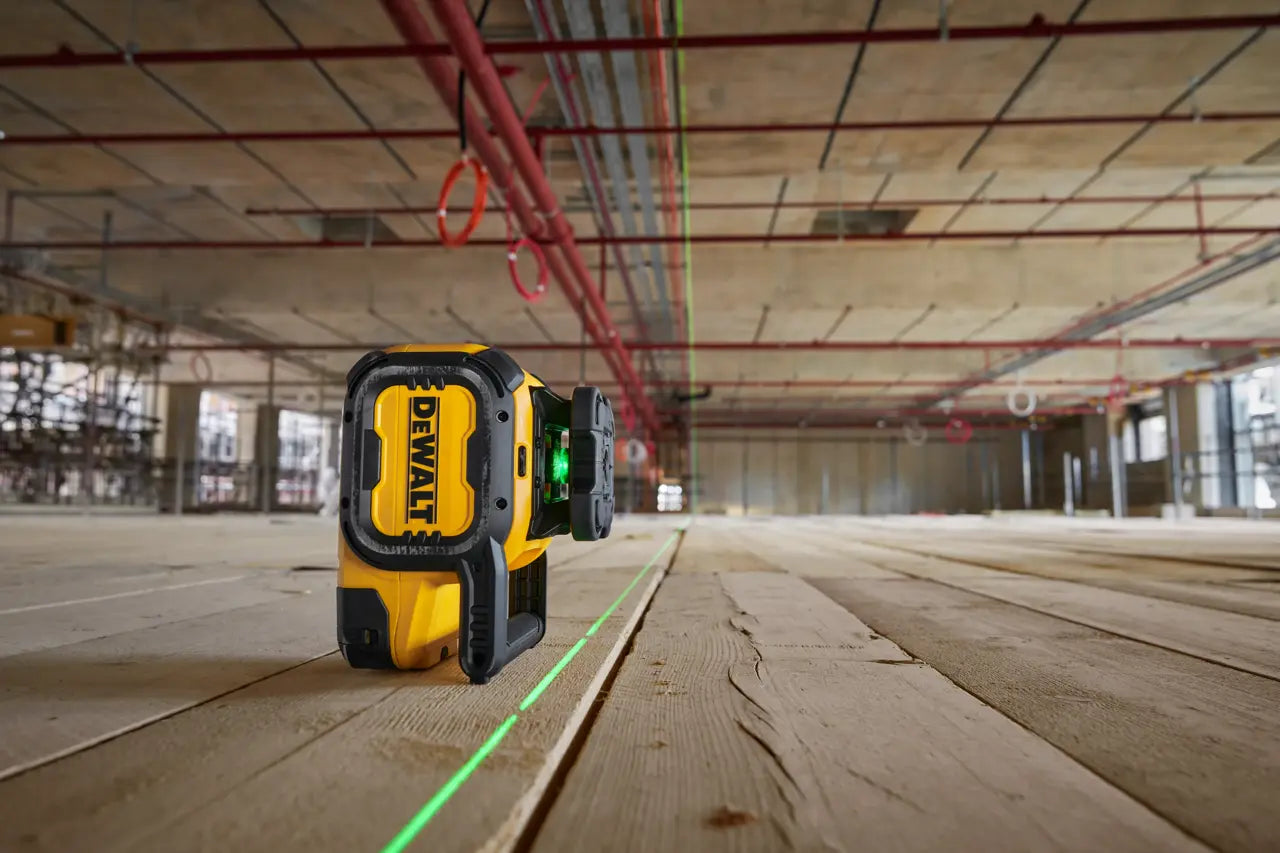 Selbstnivellierendes grünes USB-C-Rotationslaser-Set, 600 m, mit Dewalt-Detektor DCLE15221G