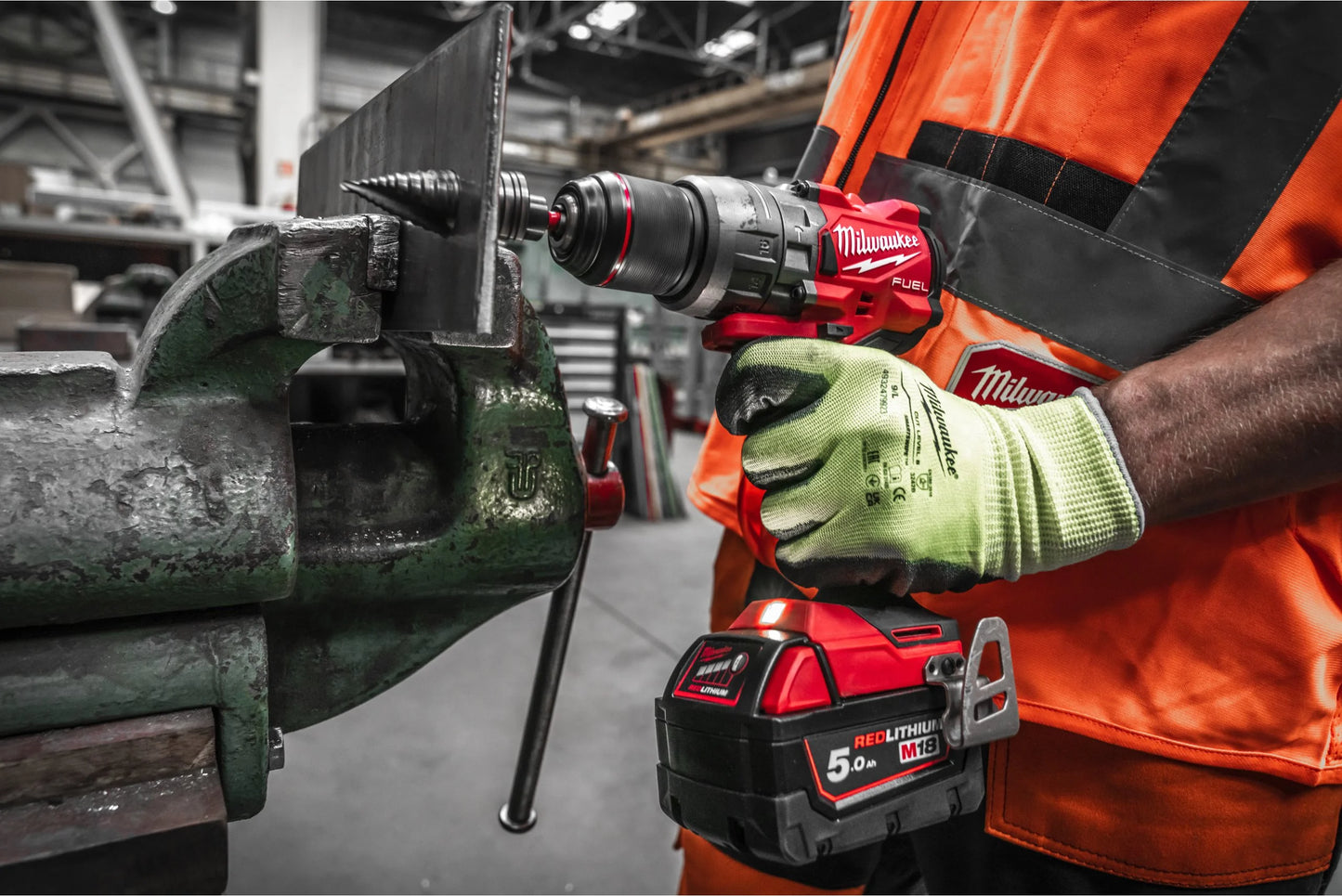 Powerpack M18 Schlagbohrmaschine + Schlagschrauber + 2 Akkus + Ladegerät + Koffer Milwaukee M18 FPP2A3-502X